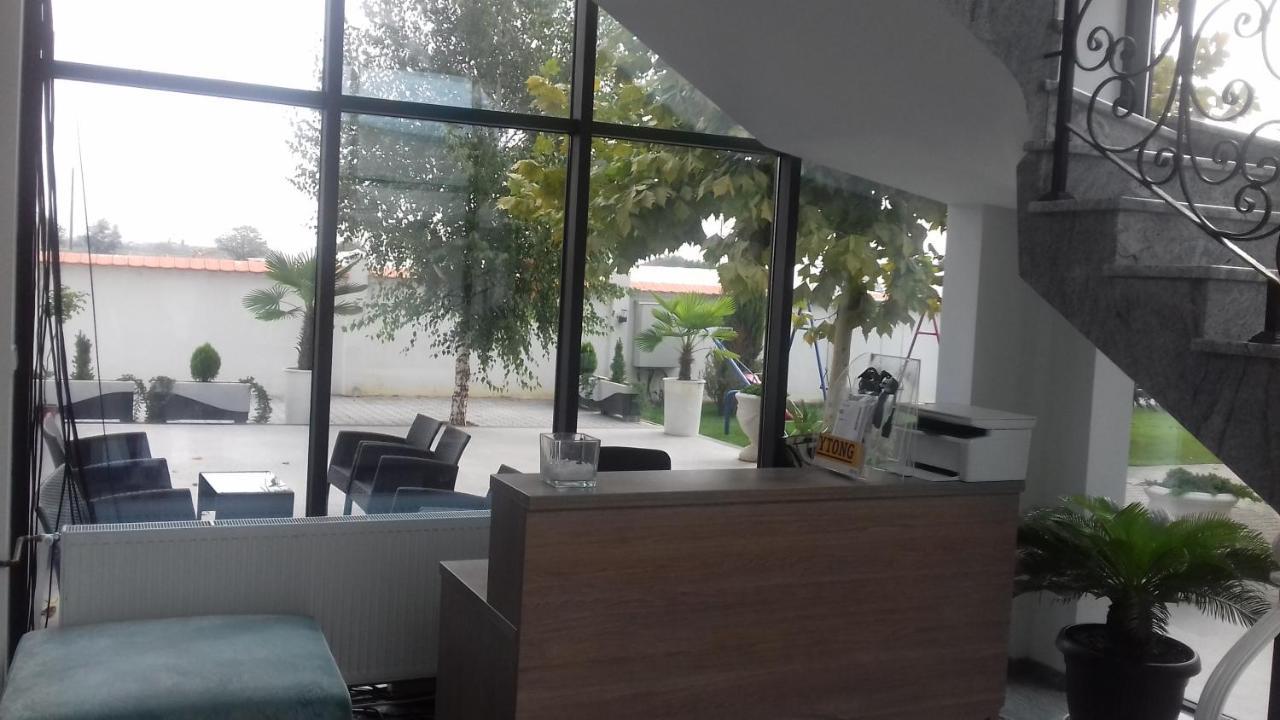 Mesecev Konak Bed & Breakfast Ni Exterior foto